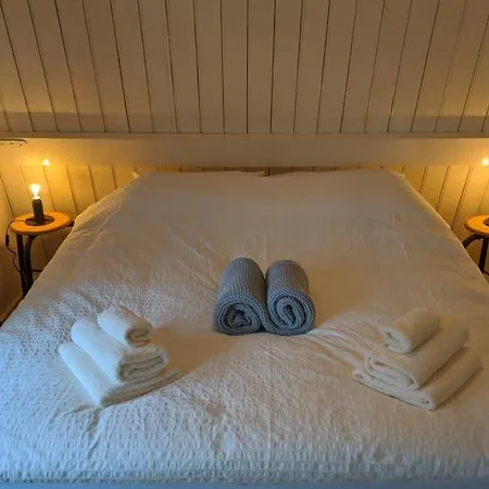 Crash'nstay - Weidezicht *